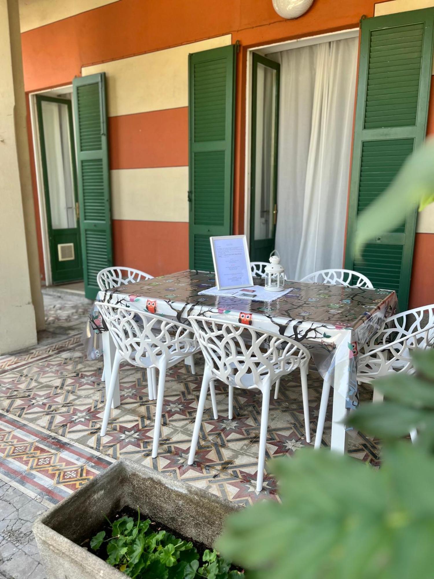 V&C Home Rental Specialist Appartamenti Fronte Lago Maggiore Germignaga ภายนอก รูปภาพ