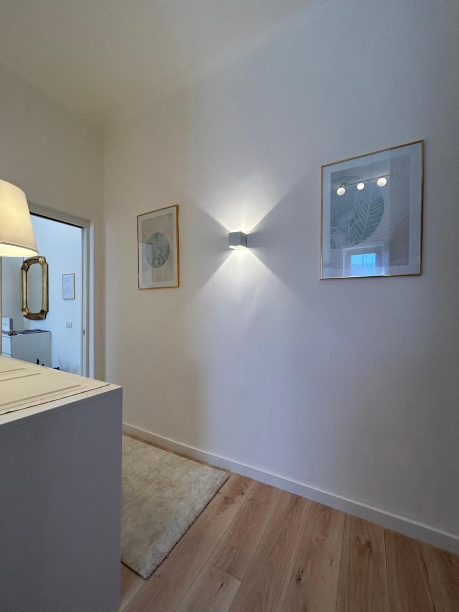 V&C Home Rental Specialist Appartamenti Fronte Lago Maggiore Germignaga ภายนอก รูปภาพ