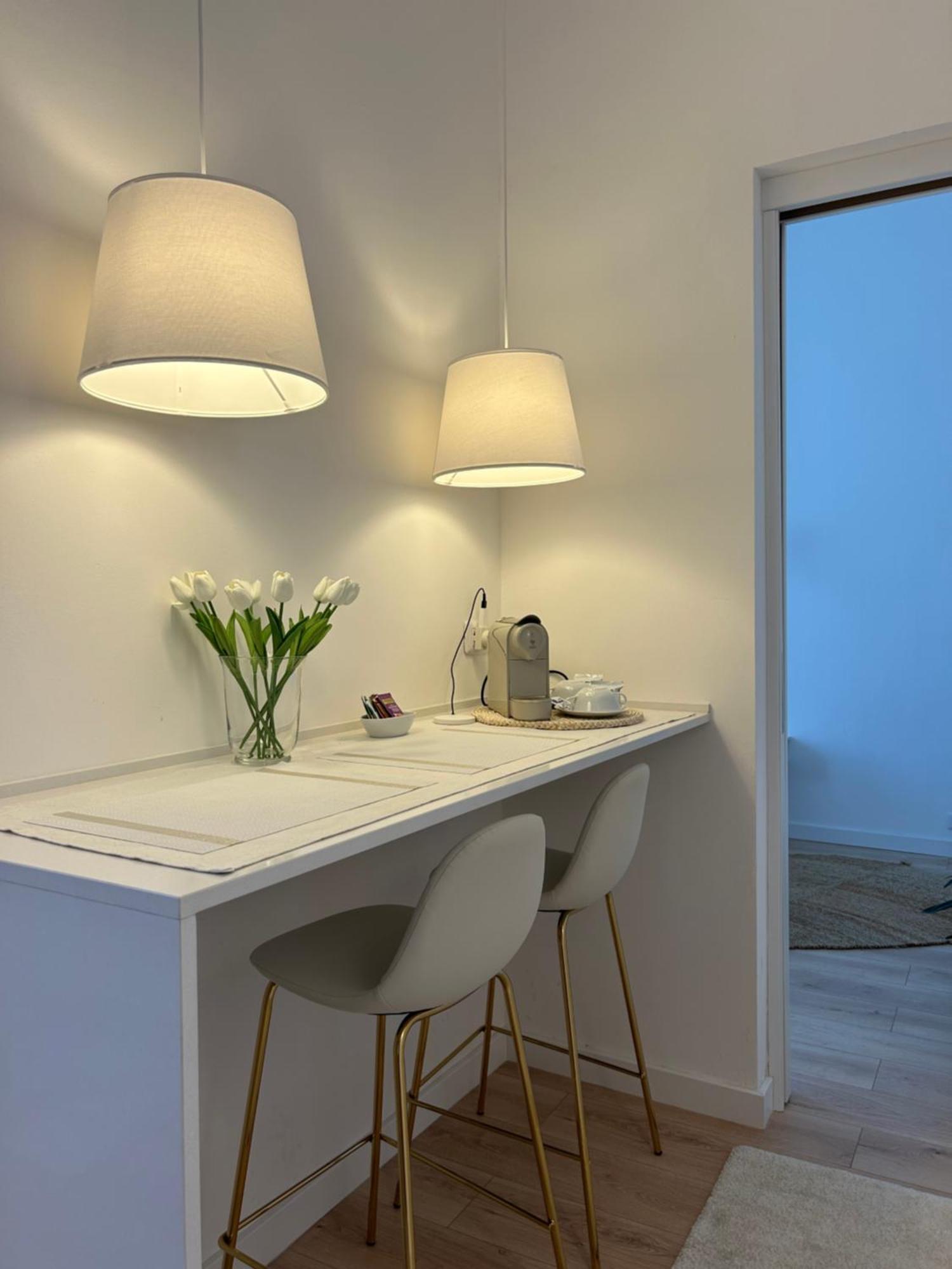 V&C Home Rental Specialist Appartamenti Fronte Lago Maggiore Germignaga ภายนอก รูปภาพ