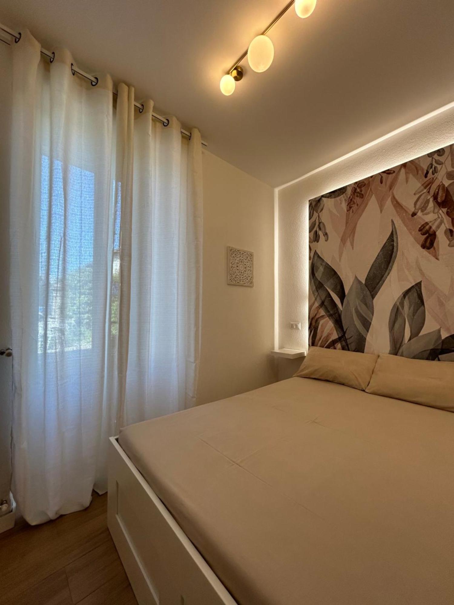 V&C Home Rental Specialist Appartamenti Fronte Lago Maggiore Germignaga ภายนอก รูปภาพ
